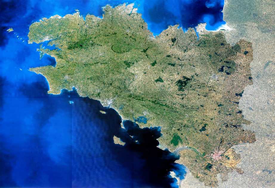 brittany france map from space